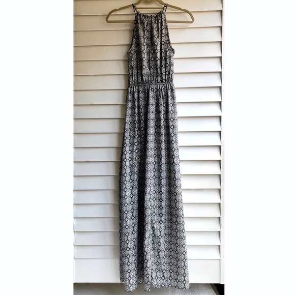 Bloomingdale’s AQUA Tile Print Maxi Dress - Picture 3 of 9